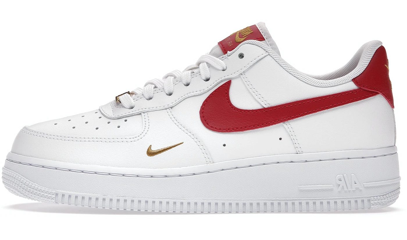 NIKE AIR FORCE 1 07 ESSENTIAL RED – ZapasUniverse